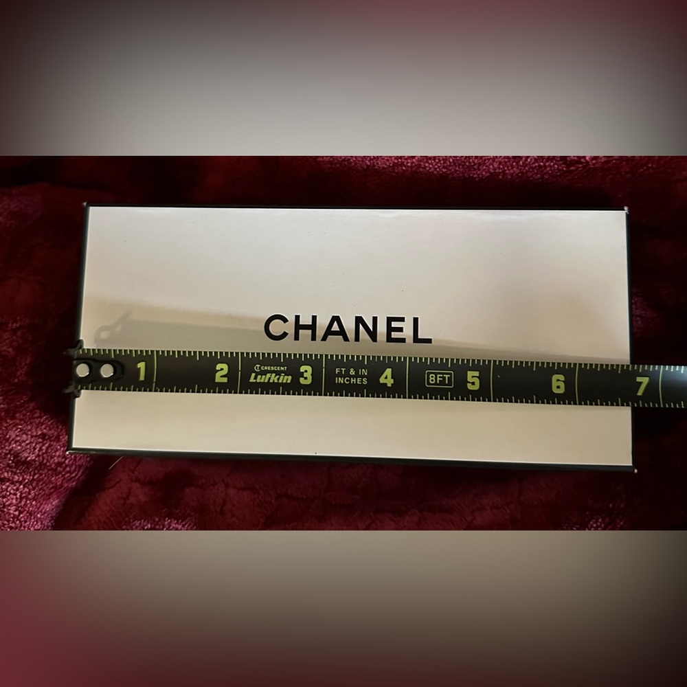 Chanel Empty Box - Picture 7 of 9
